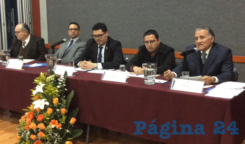 Por una parte, los invitados al foro alabaron las ventajas de la ley, al señalar que con esto se abona la paz social y a aliviar la sobrepoblación en las cárceles; por otra, no se abona a la reparación del daño y el respeto a las víctimas/Foto: Rafael Hernández Guízar