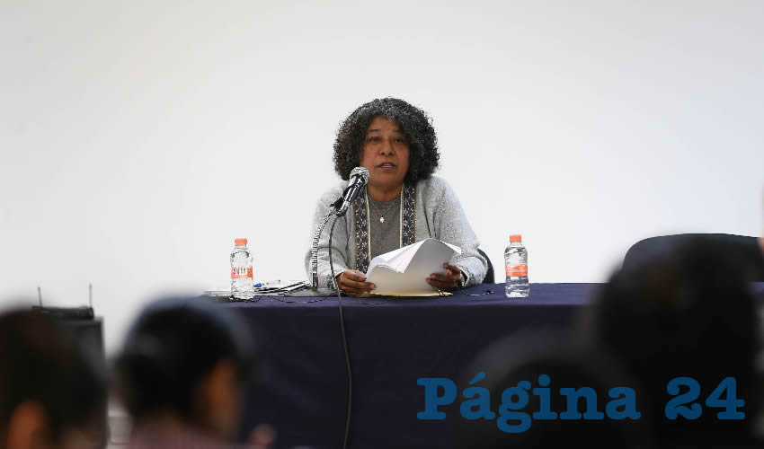 La titular de la Conavim y ex diputada federal y local recordó que la familia es el núcleo donde se sustentan los valores de género, por ello se deben de analizar las conductas y las relaciones al interior de las familias, pues es ahí donde “se perpetua la violencia de género”/Foto: Cortesía