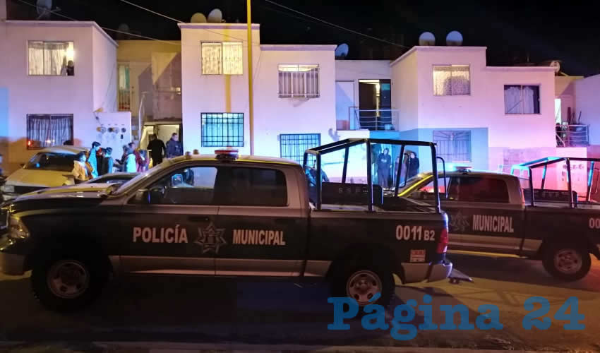 El veh&iacute;culo Chevrolet Sonic que conduc&iacute;a, a pesar de su impedimento f&iacute;sico, Armando Raya Mart&iacute;nez, de 73 a&ntilde;os