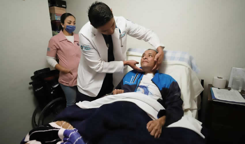 Como prioridad de su gobierno, Mart&iacute;n Orozco Sandoval gestiona programas que atienden con excelencia las necesidades de salud de los aguascalentenses