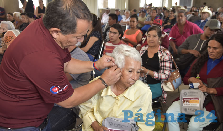 Los interesados deberán presentar un diagnóstico médico en el que se confirme la necesidad del auxiliar auditivo