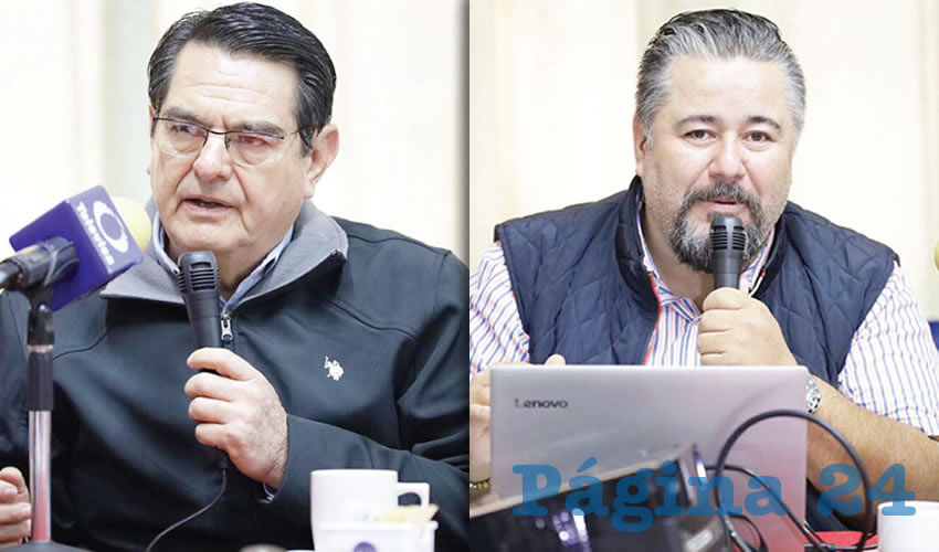 “(La encargada de almacén) recibió una mercancía por 21 millones 600 mil pesos, y este movimiento es irregular porque firma como jefa del departamento, por ausencia, firma como auxiliar de almacén, como coordinador operativo, y como coordinadora de recepción”, acusó Hugo Rodríguez | El contralor ciudadano Jorge Carlos Ruiz, por su parte, indicó que es necesario que la fiscalía anticorrupción y la Contraloría de Jalisco indaguen para determinar si hubo delito, y en su caso castigarlo/Fotos: Francisco Tapia