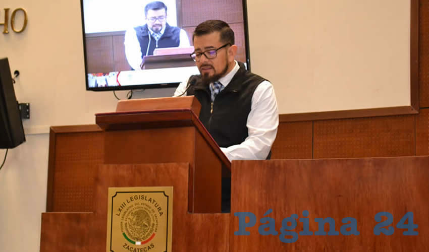 Héctor Adrián Menchaca Medrano, diputado local por Movimiento Regeneración Nacional (Morena), fue quien presentó esta iniciativa y señaló que se exhorta a Alejandro Tello Cristerna “para que diseñe e implemente un mecanismo integral e inmediato para atender y resolver de fondo la problemática social y económica del Issstezac” (Foto Merari Martínez Castro)