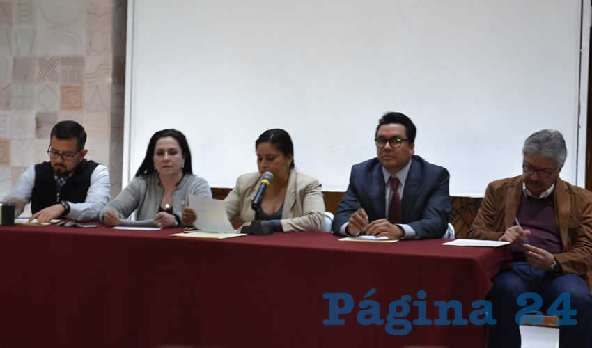 Diputado Omar Carrera: “Al Issstezac se lo acabaron los gobiernos de Miguel Alonso y Alejandro Tello” (Foto Merari Martínez Castro)