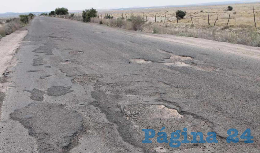 Así está la carretera que conduce a Abrego
