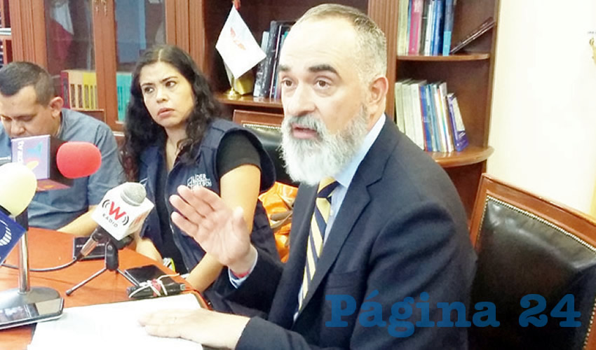 Por su parte, Salvador Caro, coordinador de MC, dijo que el incremento es positivo para el buen funcionamiento del Congreso; incluso negó que esto represente un retroceso en temas de austeridad/Foto: Francisco Tapia