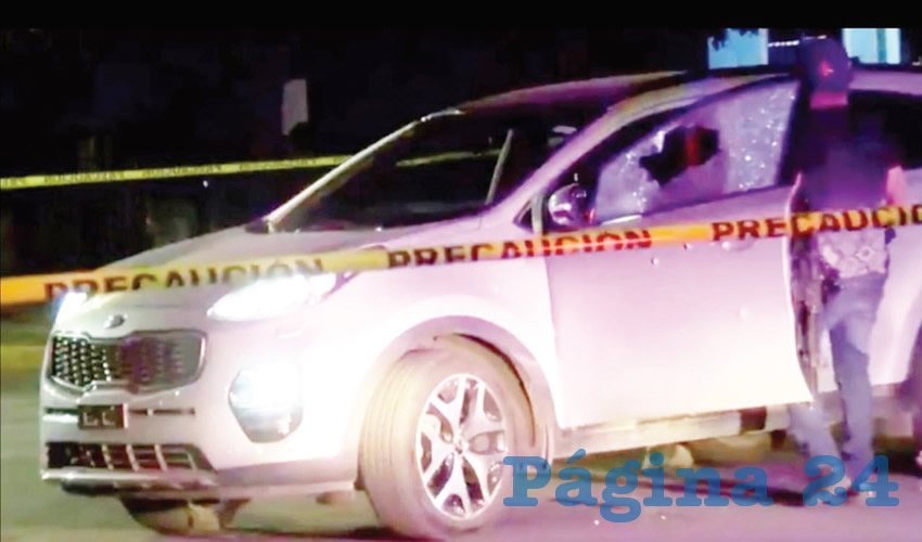 La víctima mortal, Leticia Ornelas, fue acribillada por sicarios cuando conducía una camioneta Kia, en la calle Sor Juana Inés de la Cruz a su cruce con Genaro Estrada, en la colonia Zalatitán, en el municipio de Guadalajara/Fotos: Especial