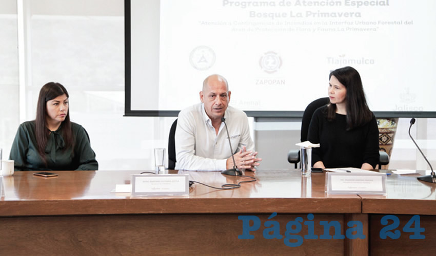 Las pláticas en fraccionamientos cercanos al bosque permitirán prevenir fuegos, además de implementar actividades de preparación con la ciudadanía, a fin de generar conciencia y responsabilidad para una mejor actuación en caso de un siniestro por la zona/Foto: Cortesía
