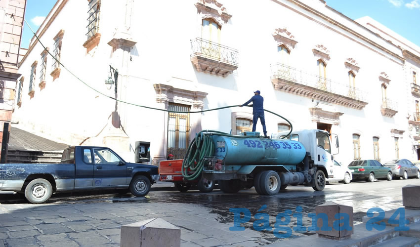 Ni con las altas tarifas que se aprobaron en diciembre del año pasado por parte de este organismo, mismas que se hicieron efectivas el mes en curso, se ha podido mejorar el suministro del recurso hídrico a los usuarios (Foto Merari Martínez)