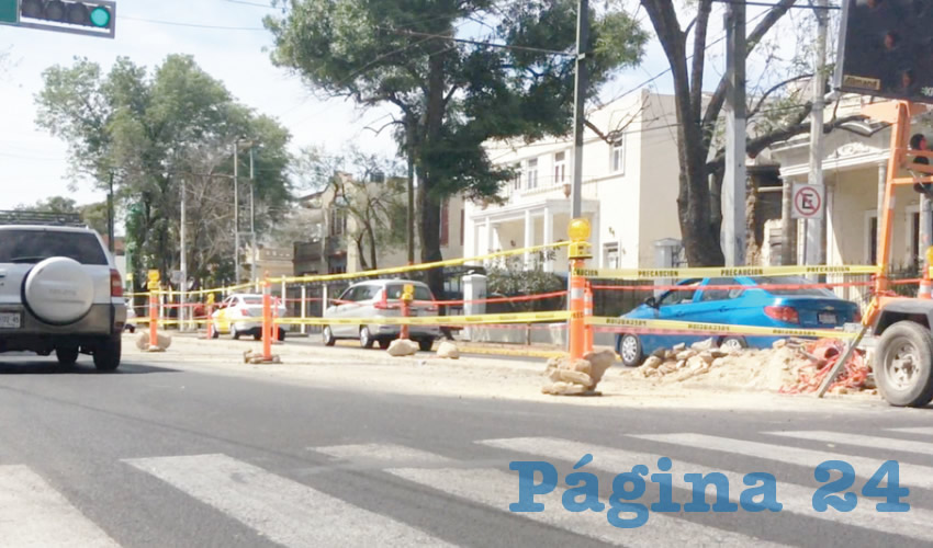 Supuestamente la Secretaría de Infraestructura y Obra Pública tendría lista la adecuación en avenida Juárez en dos semanas; ahora sólo resta que cumplan con los tiempos, antes de que el caos sea mayor/Foto: Rafael Hernández Guízar