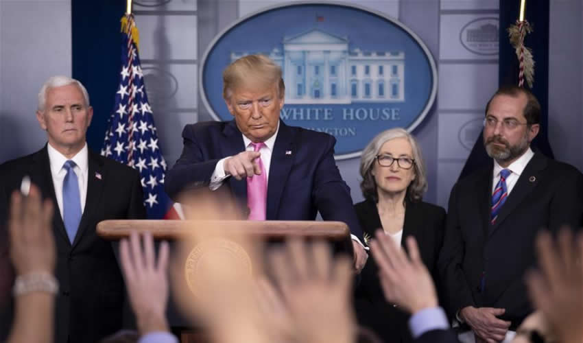 Donald Trump y el vicepresidente Mike Pence, encargado de coordinar las acciones contra el Covid-19 (Foto: Liu Jie/Archivo/Xinhua)