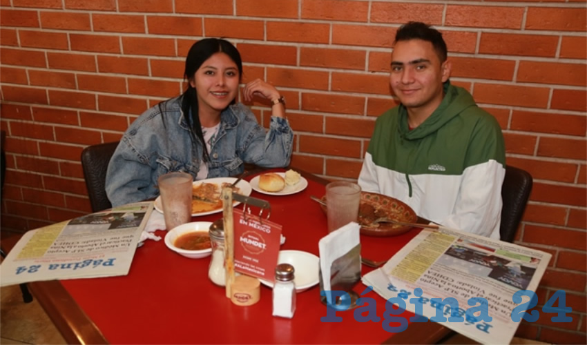 En Las Antorchas almorzaron Sharen Jeanette Reyes Llamas y Bryan Jammin Pérez Díaz