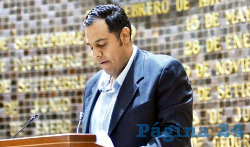 El legislador emecista Ismael Espanta Tejeda explicó que su propuesta contribuiría “a evitar la deserción escolar e inhibir el analfabetismo en los niños jaliscienses”, pues las instituciones privadas incorporadas a la SEJ darían más oportunidades/Foto: Archivo Página 24