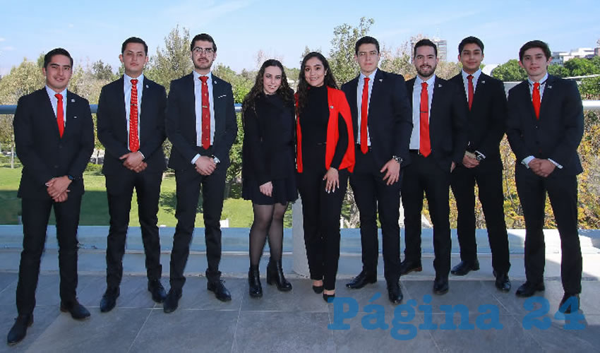 Los alumnos rindieron protesta como parte del proyecto universitario del Instituto Mexicano de Ejecutivos de Finanzas