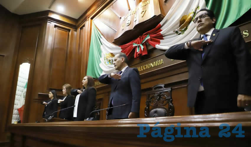 El mandatario coment&oacute; que por parte del Ejecutivo se presentar&aacute;n alrededor de 15 iniciativas en materia de educaci&oacute;n