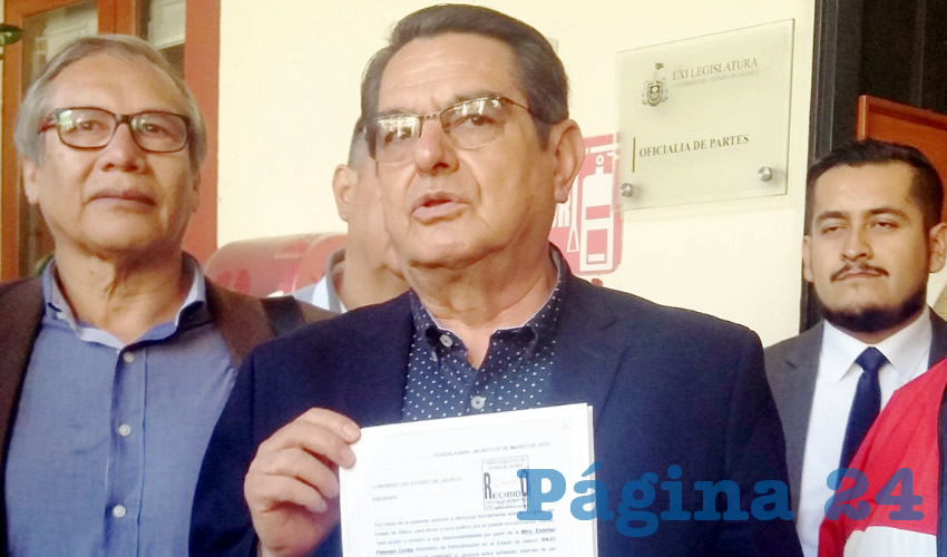 “Los policías de tránsito cumplen órdenes superiores, ellos son utilizados como recaudadores”, en un plan perverso ideado por el gobernador Enrique Alfaro para hacerse de recursos, denunció el líder del partido Morena en Jalisco/ Foto: Francisco Tapia