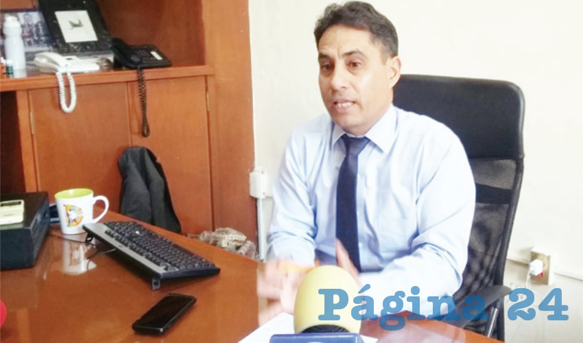 Según el emecista Ricardo Rodríguez, presidente de la Comisión de Hacienda en el Congreso local, las finanzas de Puerto Vallarta son sanas, por lo que puede optar por el préstamo; el diputado aclaró que sólo falta que esto se decida en el pleno/Foto: Francisco Tapia