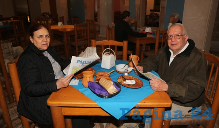 En La Mestiza desayunaron Liliana Muñoz y José Hernández