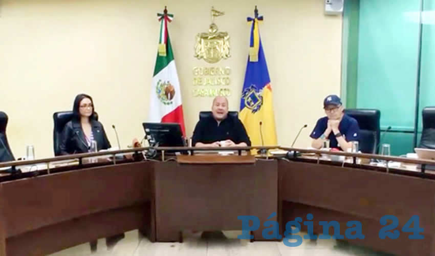 “Es absurdo aplazar cuatro días la decisión que hoy puede tener efectos muy importantes en términos de prevención”, criticó el gobernador Enrique Alfaro tras anunciar que se adelanta la suspensión de labores a partir del martes, ya que no hay que estar tranquilos, “sino conscientes y preparados” ante el Covid-19/Foto: Especial