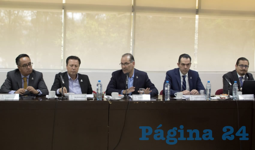 Durante la primera reunión se plantearon las metas que el Consejo tiene para este 2020, entre las que destaca el incremento de alumnos participando en el Modelo Dual