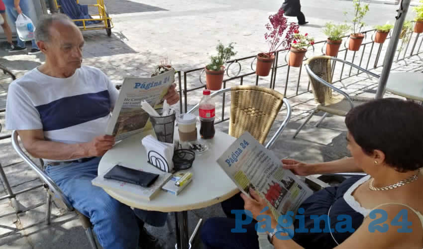 Jorge y Ruth Garc&iacute;a Rojas estuvieron en Caf&eacute; Catedral