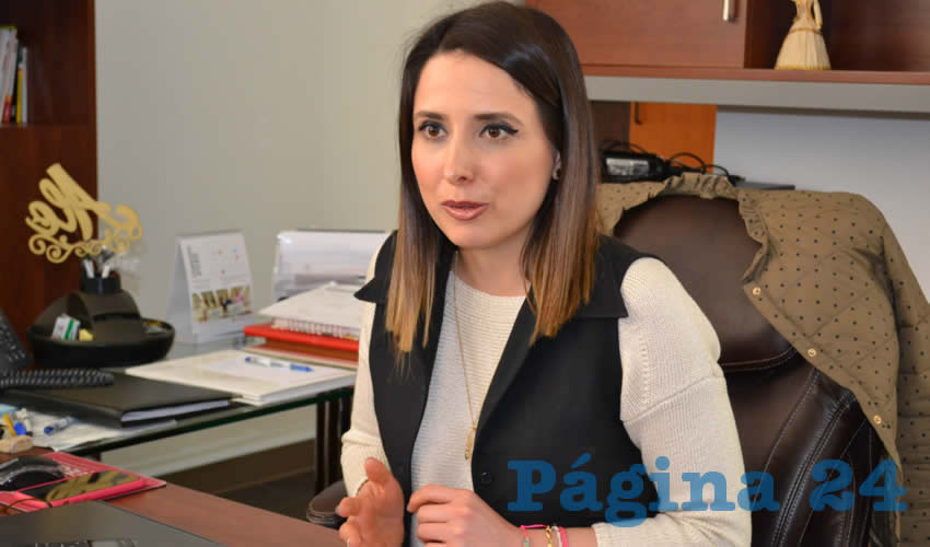 Alejandrina Varela Luna, informó sobre las medidas y acciones que tomarán por los protocolos de cuarentena que han dispuesto las autoridades de gobierno por el Covid-19, además que desde el instituto ya acataron las recomendaciones que les emitieron la Secretaría de Administración y la de Salud de Zacatecas (SSZ). (Foto: Merari Martínez)