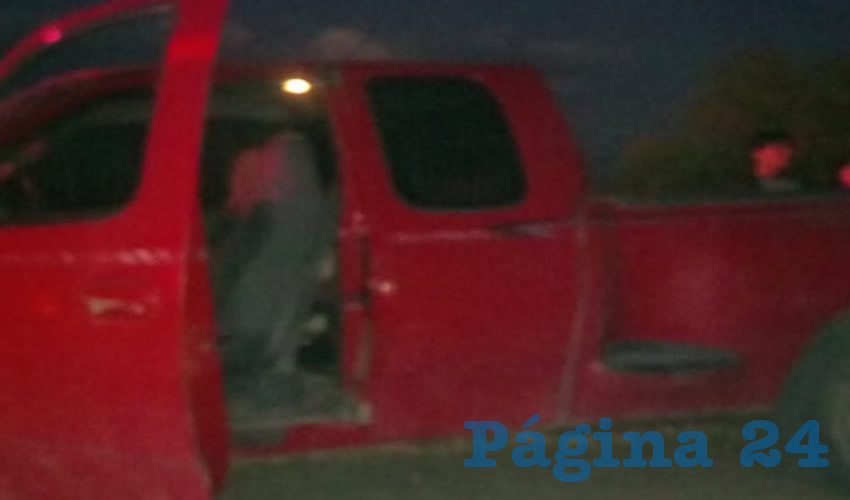 En esta camioneta llevaban a la víctima, con la esperanza de que fuera salvada de las garras de la muerte