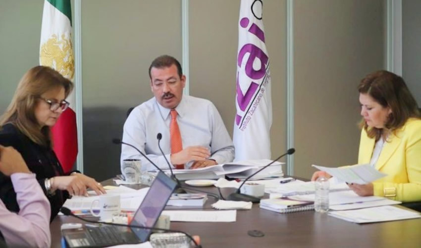 Desde el ámbito de su competencia, indagará lo relacionado con la vulneración de datos personales sensibles en caso de paciente.