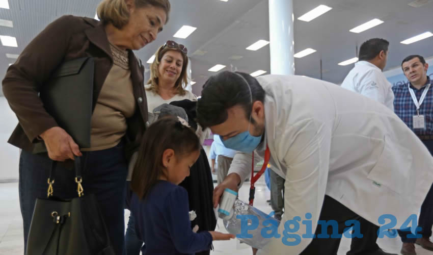 El gobernador Enrique Alfaro Ramírez dijo la mañana de este viernes que Jalisco ha postergado las pruebas rápidas de Covid-19 porque los proveedores desaparecieron, pero funcionarios del gobierno del estado aseguran que como Enrique Alfaro es muy mala paga, varias empresas le han retirado créditos/Foto: Cuartoscuro