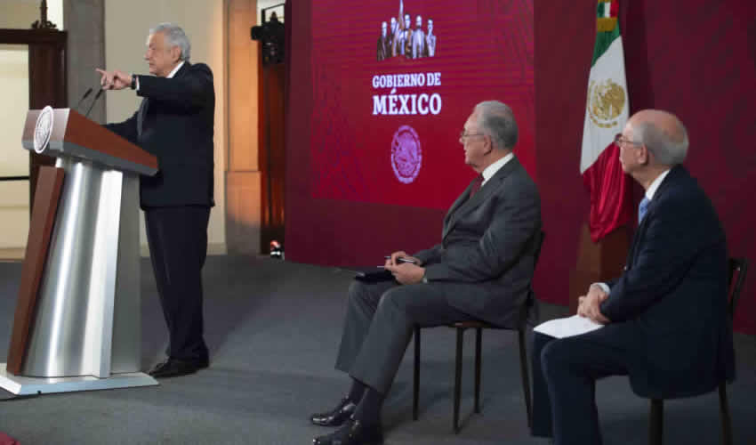 En su conferencia de prensa matutina, el mandatario expuso que se están acatando todas las recomendaciones de los expertos en la materia y advirtió que mantendrá su agenda pero acatando los protocolos sanitarios/Foto: Presidencia / Página 24