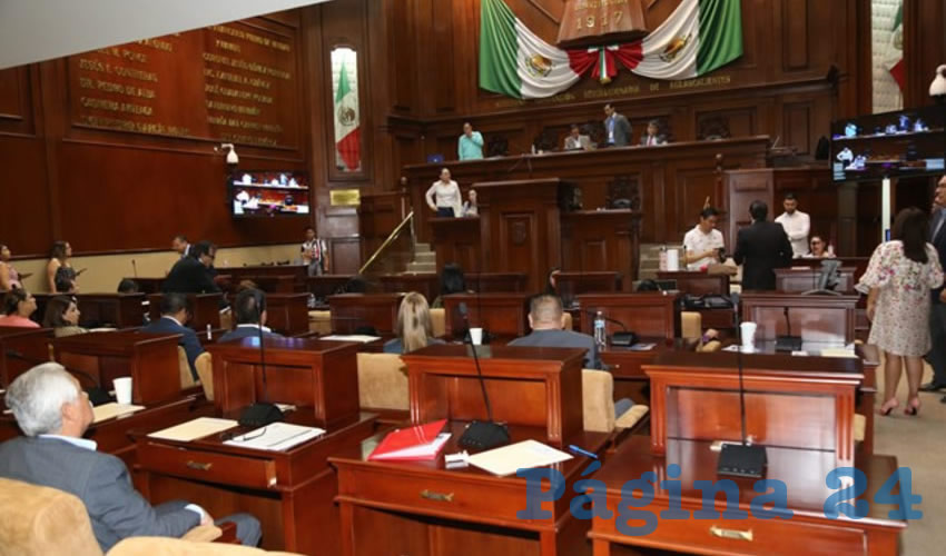 Diputados nos salen caros a los aguascalentenses...