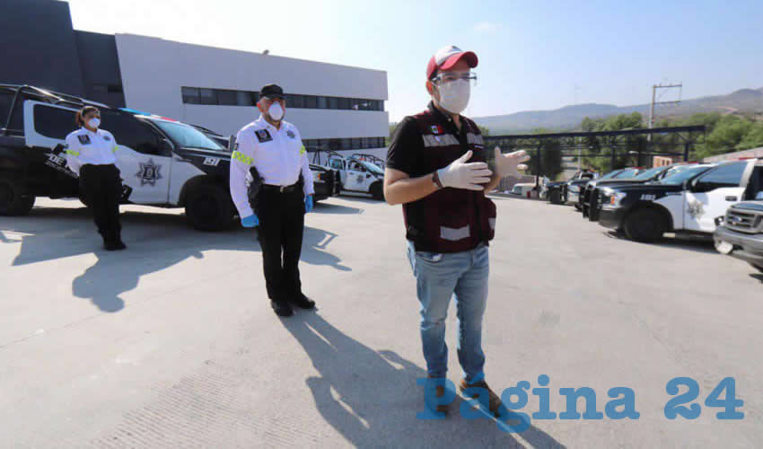 Ulises Mejía Haro enfatizó que se conti­nua con la entrega de materiales informati­vos entre locatarios, marchantes, prestado­res de servicios y ciudadanía en general para que se sigan las recomendaciones de higiene básica personal