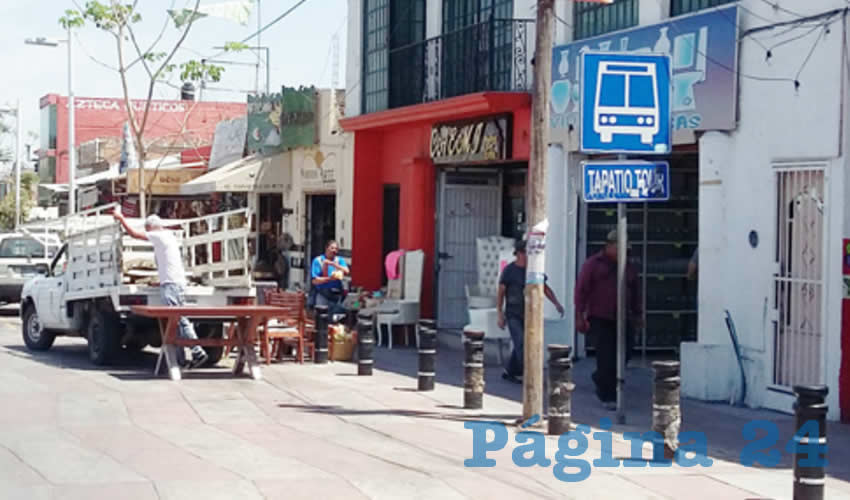 En el centro de Tonalá una gran cantidad de negocios han sido cerrados de forma definitiva, mientras que otros han colocado letreros que avisan de cierres temporales, y en las calles es notoria la situación que les aqueja, al no haber clientes/Fotos: Francisco Tapia