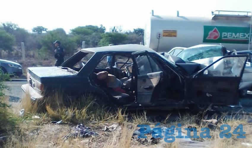 Juan Carlos Campos, de entre 55 y 60 años, murió en uno de los carros destrozados