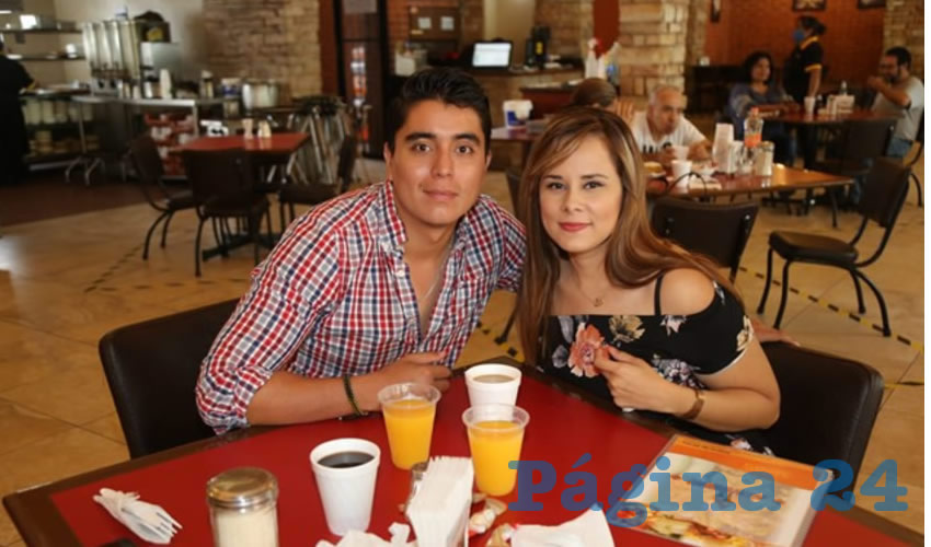 Pedro Guzmán Guzmán y Daisy Chino Ortiz compartieron el pan y la sal en Las Antorchas