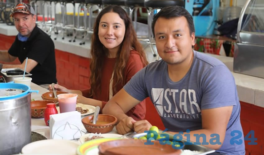 En Birriería López desayunaron Bella Jerusalén Carlón García y Christian Hernández Martínez