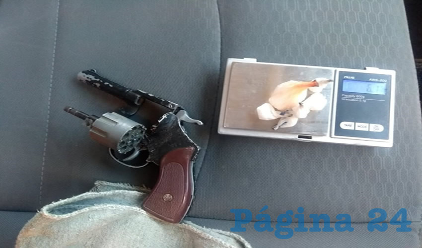 El arma y la droga que portaba José Manuel “La Lofa”