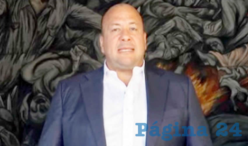 El gobernador Enrique Alfaro señaló que si se mantiene una eficacia “de arriba del 50% podremos mantener el carácter voluntario y diferenciado de las medidas de aislamiento” hasta el 30 de abril; sin embargo, con los nuevos pronósticos de contagios, se podría ampliar la medida, con lo que quien no cumpla podría ser sujeto a “medidas coercitivas”, advirtió/ Foto: Captura de Video
