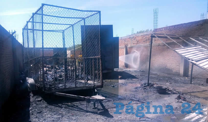 El fuego arrasó con todo lo que había en la bodega