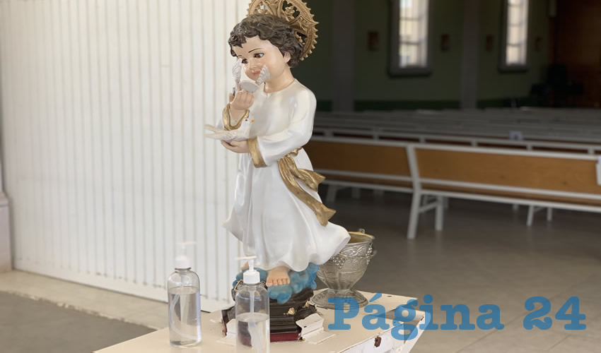 Si vienen a rezarle al Niño de las Palomitas, hay alcohol en gel