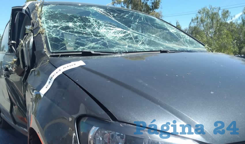 Totalmente inutilizable quedó el carro Volkswagen Vento