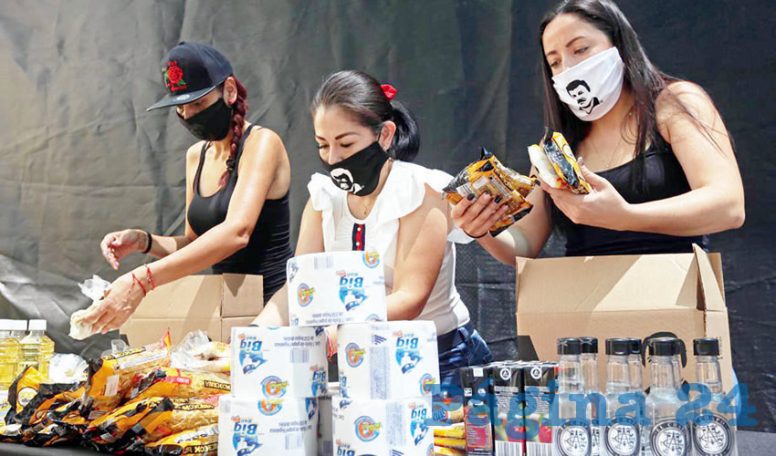 Alejandrina Guzmán, hija del exlíder del Cártel de Sinaloa, ofrece las “chapo despensas a través de su fan page de la marca Chapo 701/Foto: Cuartoscuro