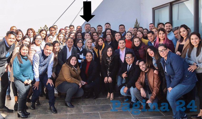 Este es el “pequeño” staff que le maneja las redes sociales (bots) al gobernador Alejandro Tello