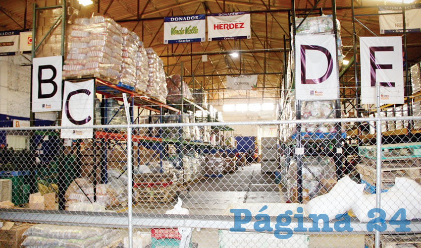 La agrupación política entregó varias toneladas de frijol y lenteja al Banco de Alimentos de México en Guadalajara, que se encargará de distribuirlo/Foto: Cortesía