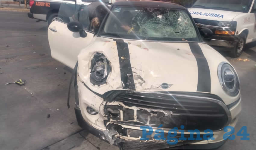 El veh&iacute;culo Mini Cooper que tripulaba Arlim Betsab&eacute; &ldquo;N&rdquo; &ldquo;N&rdquo;, quien asegur&oacute; que ten&iacute;a a su favor la luz verde del sem&aacute;foro
