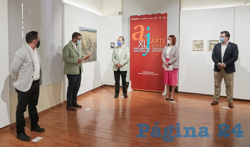 La premiaci&oacute;n del ENAJ se ha realizado tradicionalmente en el acto inaugural de la Feria Nacional de San Marcos