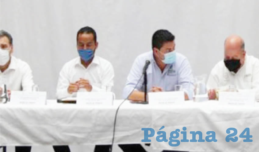 Los alcaldes de Mazamitla y de Tamazula de Gordiano ordenaron que en sus respectivos municipios no habría venta de alcohol para evitar reuniones sociales y que no se propague el COVID-19, e incluso decomisaron un total de 700 litros de alcohol/Foto: Especial