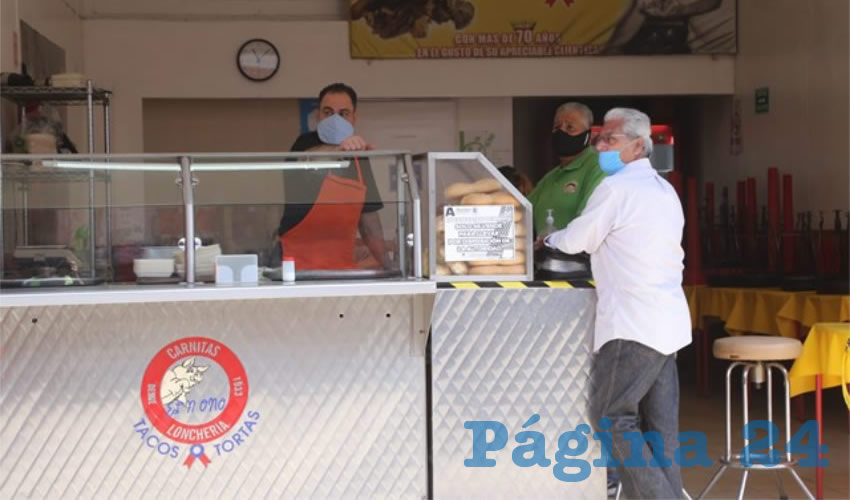 En Carnitas El Mono venden tortas y tacos para llevar a casa y disfrutarlos en familia
