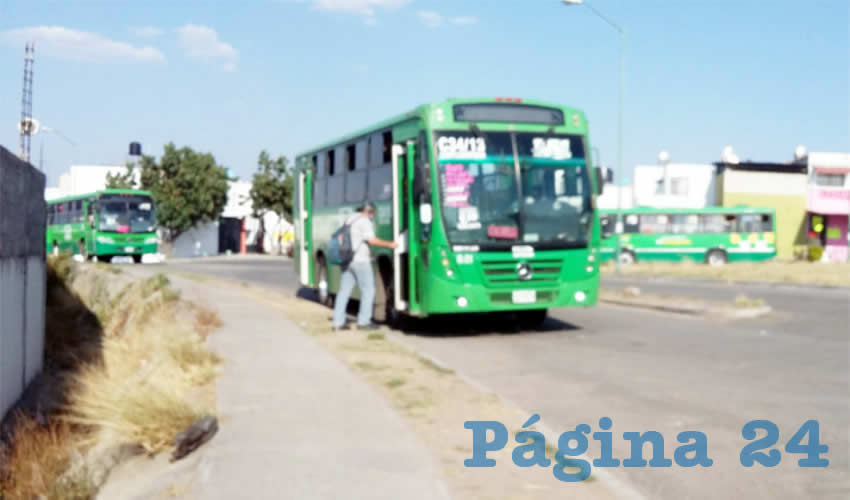 El gobierno de Jalisco prometió que mejoraría el transporte público, pero nada más lejos de la realidad; hay unidades en pésimo estado, los choferes siguen siendo groseros y en general, el servicio sigue igual de deficiente/Foto: Francisco Tapia