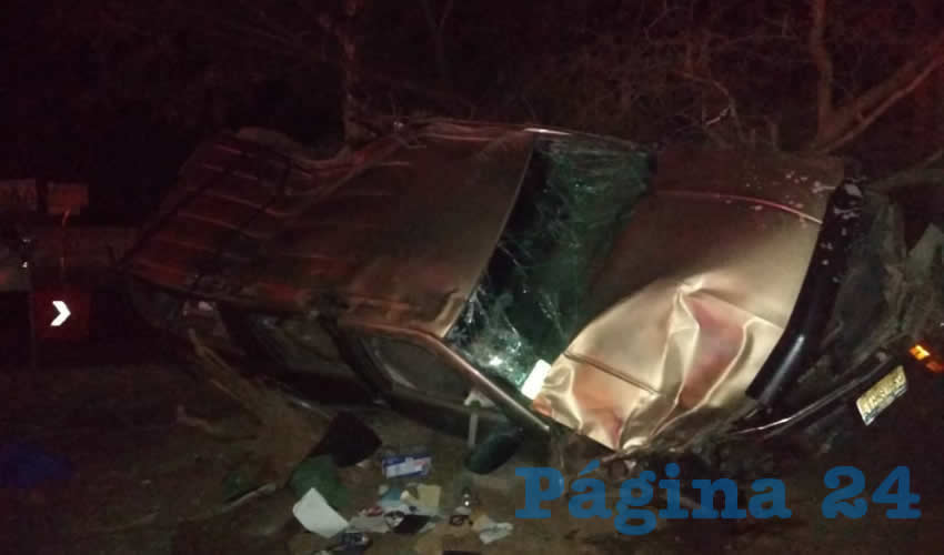 La unidad se accidentó sobre avenida Aguascalientes, en la colonia España